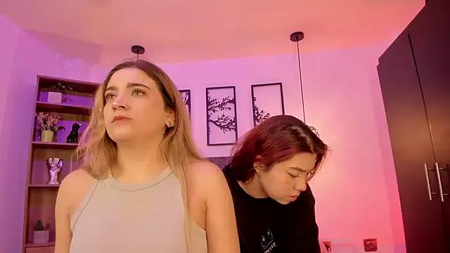 cam to cam sexiness with Girls streamers. Explore the newest collection of intense camshows from our capable horny hosts.