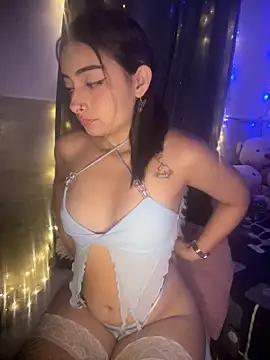 cam to cam sexiness with Girls streamers. Explore the newest collection of intense camshows from our capable horny hosts.