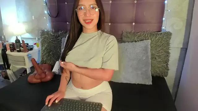 cam to cam sexiness with Girls streamers. Explore the newest collection of intense camshows from our capable horny hosts.