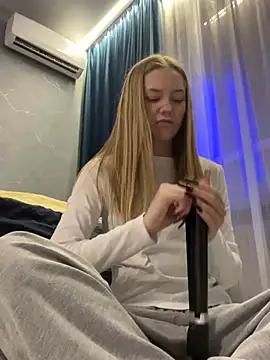 cam to cam sexiness with Girls streamers. Explore the newest collection of intense camshows from our capable horny hosts.