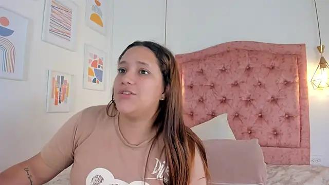 cam to cam sexiness with Girls streamers. Explore the newest collection of intense camshows from our capable horny hosts.