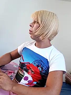 cam to cam sexiness with Girls streamers. Explore the newest collection of intense camshows from our capable horny hosts.