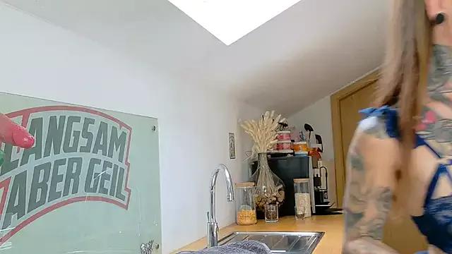 Watch the ultimate fascinating adult live sex cam experience with our outside page. With so many outside streamers sort from, you're sure to find the finest match for your whims.