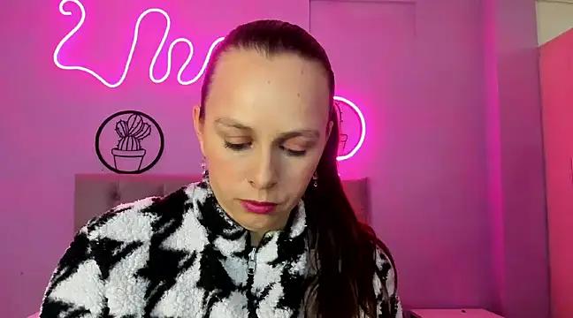 cam to cam sexiness with Girls streamers. Explore the newest collection of intense camshows from our capable horny hosts.