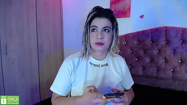 cam to cam sexiness with Girls streamers. Explore the newest collection of intense camshows from our capable horny hosts.