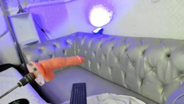 cam to cam sexiness with Girls streamers. Explore the newest collection of intense camshows from our capable horny hosts.