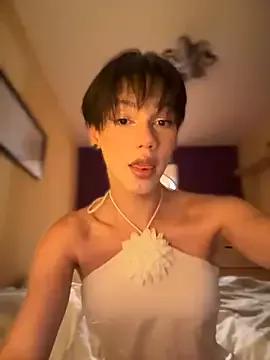 cam to cam sexiness with Girls streamers. Explore the newest collection of intense camshows from our capable horny hosts.