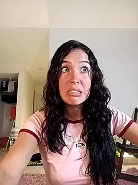 Carolindalun from StripChat is Freechat