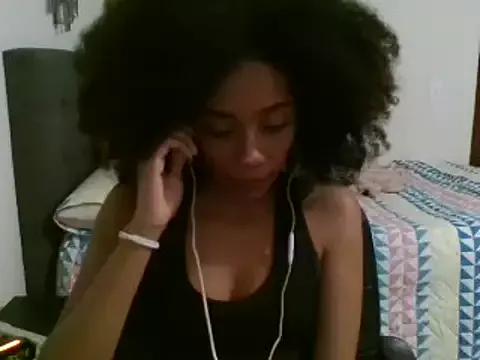 CherryPop_sr from StripChat is Freechat