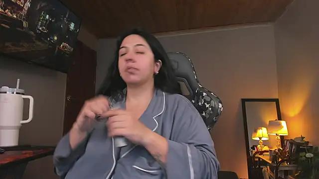 cam to cam sexiness with Girls streamers. Explore the newest collection of intense camshows from our capable horny hosts.
