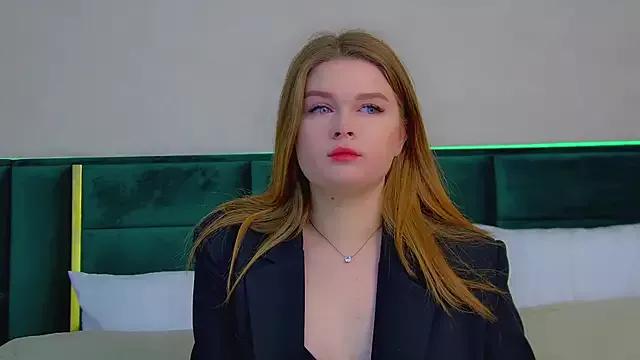 CrystalLyons from StripChat is Freechat