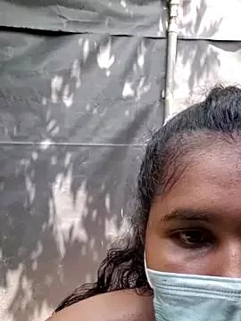 curelybaby from StripChat is Freechat