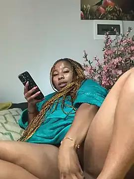 CurvyDesire1 from StripChat is Freechat