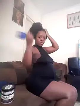 curvysexybody from StripChat is Freechat