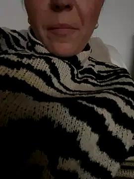 Appease your nuttiest adult streaming sex cam fantasies with our office page. With so many popular office adult cams to cherry pick from, you're sure to find the perfect match for your fantasies.