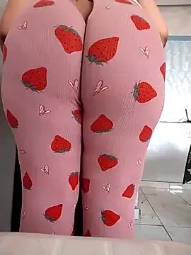 Watch the ultimate fascinating adult live sex cam experience with our outside page. With so many outside streamers sort from, you're sure to find the finest match for your whims.