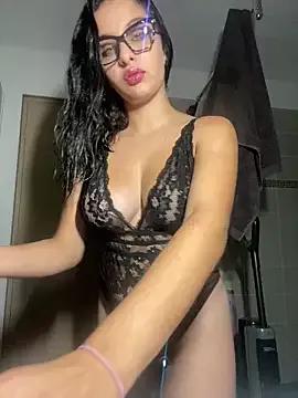 Entertain your thirst for girls cam hosts with our choice of stunning models, skilled in the art of seduction and satisfaction.