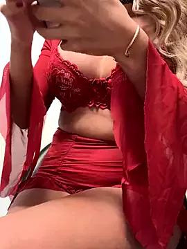 Photos of Deluxelolita from StripChat is Freechat