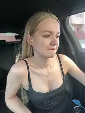 cam to cam sexiness with Girls streamers. Explore the newest collection of intense camshows from our capable horny hosts.