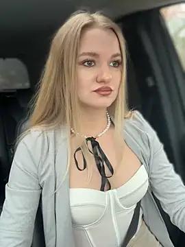 cam to cam sexiness with Girls streamers. Explore the newest collection of intense camshows from our capable horny hosts.
