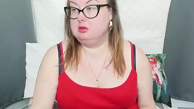 cam to cam sexiness with Girls streamers. Explore the newest collection of intense camshows from our capable horny hosts.