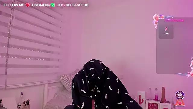 cam to cam sexiness with Girls streamers. Explore the newest collection of intense camshows from our capable horny hosts.
