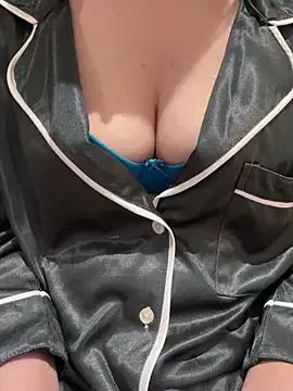 cam to cam sexiness with Girls streamers. Explore the newest collection of intense camshows from our capable horny hosts.