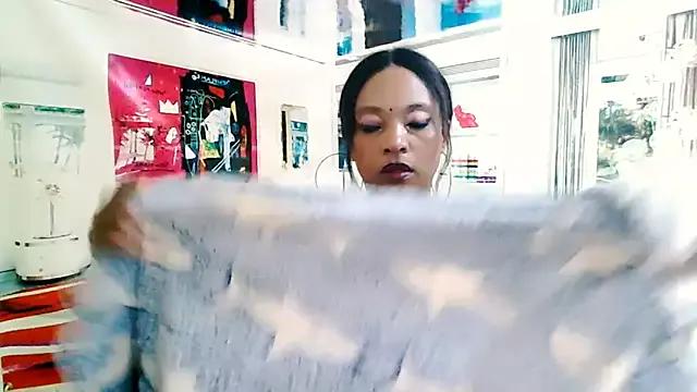 EbonySeductionz from StripChat is Freechat
