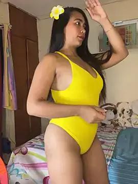 effie_castroo from StripChat is Freechat