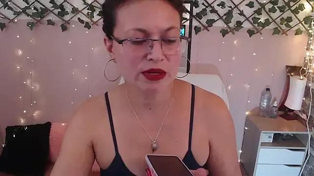 cam to cam sexiness with Girls streamers. Explore the newest collection of intense camshows from our capable horny hosts.