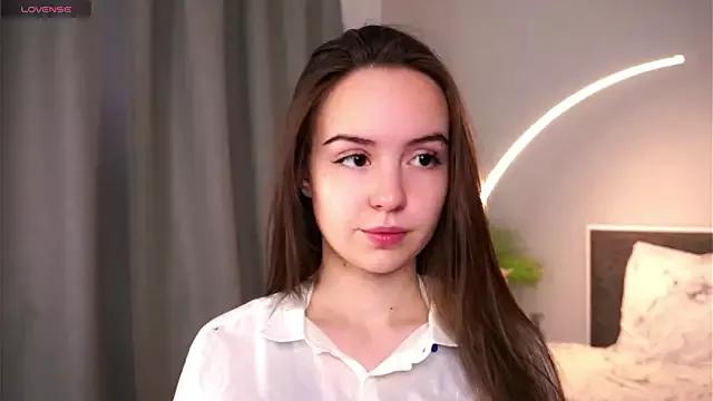 Elizabeth_Heartley from StripChat is Freechat