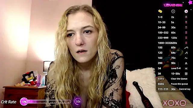 cam to cam sexiness with Girls streamers. Explore the newest collection of intense camshows from our capable horny hosts.