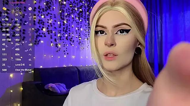cam to cam sexiness with Girls streamers. Explore the newest collection of intense camshows from our capable horny hosts.