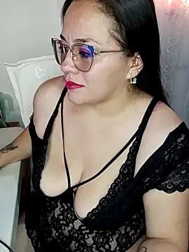 cam to cam sexiness with Girls streamers. Explore the newest collection of intense camshows from our capable horny hosts.