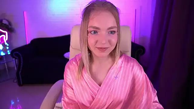 cam to cam sexiness with Girls streamers. Explore the newest collection of intense camshows from our capable horny hosts.