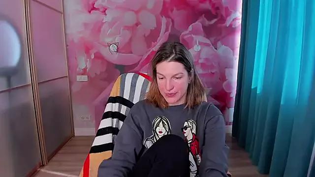 cam to cam sexiness with Girls streamers. Explore the newest collection of intense camshows from our capable horny hosts.