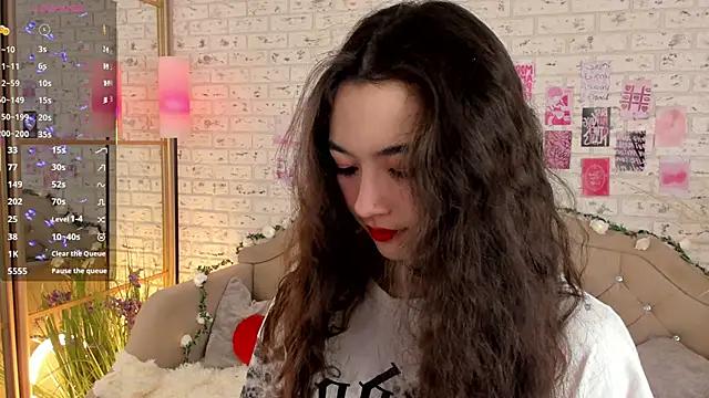cam to cam sexiness with Girls streamers. Explore the newest collection of intense camshows from our capable horny hosts.
