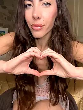 Photos of Eyline from StripChat is Freechat