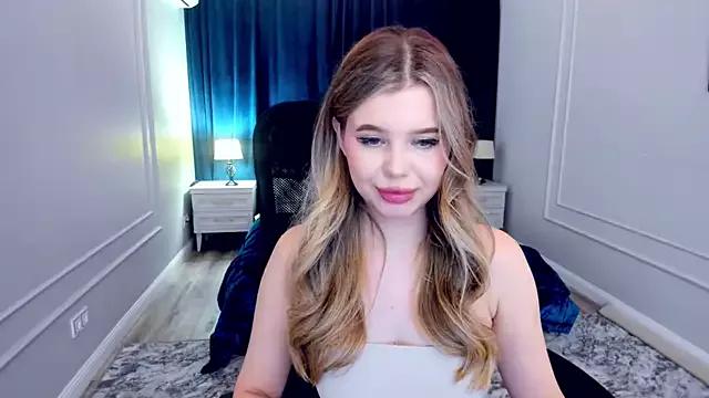 Photos of FollowLovee from StripChat is Freechat
