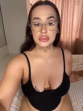 cam to cam sexiness with Girls streamers. Explore the newest collection of intense camshows from our capable horny hosts.