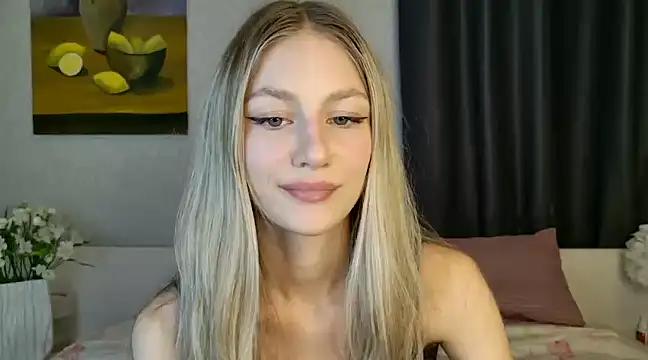 cam to cam sexiness with Girls streamers. Explore the newest collection of intense camshows from our capable horny hosts.