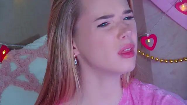 cam to cam sexiness with Girls streamers. Explore the newest collection of intense camshows from our capable horny hosts.