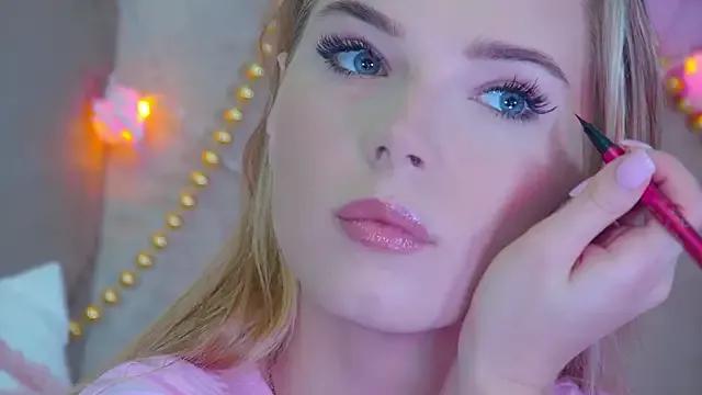 cam to cam sexiness with Girls streamers. Explore the newest collection of intense camshows from our capable horny hosts.
