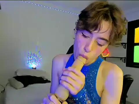 cam to cam sexiness with Girls streamers. Explore the newest collection of intense camshows from our capable horny hosts.