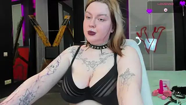 cam to cam sexiness with Girls streamers. Explore the newest collection of intense camshows from our capable horny hosts.