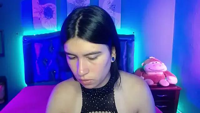 GraceSquirtExtrem from StripChat is Freechat