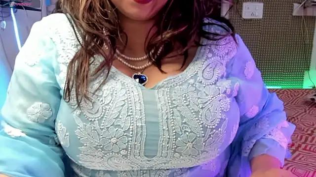 cam to cam sexiness with Girls streamers. Explore the newest collection of intense camshows from our capable horny hosts.
