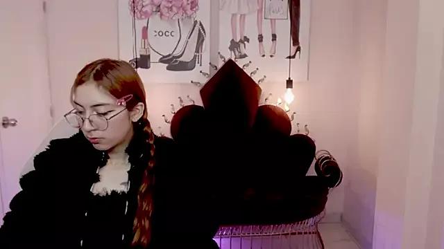 cam to cam sexiness with Girls streamers. Explore the newest collection of intense camshows from our capable horny hosts.