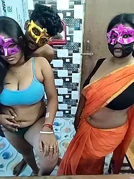 Photos of Horney_couple_4 from StripChat is Freechat