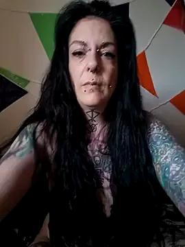 Horny_Gothgirl from StripChat is Freechat